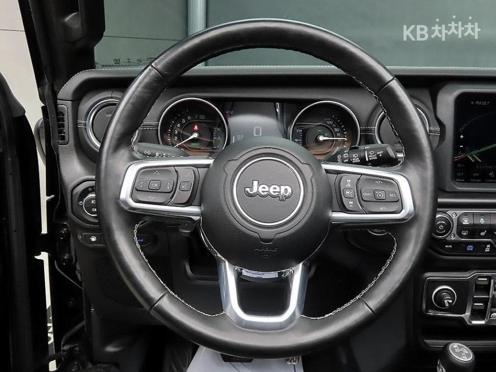 지프 랭글러 (JL)2.0 PHEV 오버랜드 파워Top (Cargo) 4도어 4Xe Standard - 9