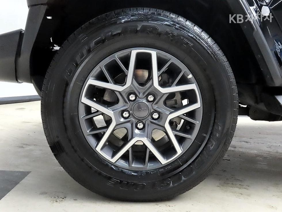 지프 랭글러 (JL)2.0 PHEV 오버랜드 파워Top (Cargo) 4도어 4Xe Standard - 19