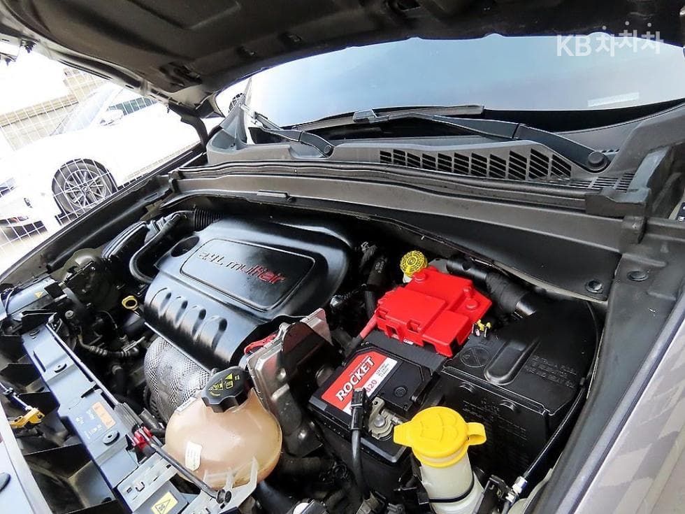 지프 레니게이드2.4 Limited FWD - 19