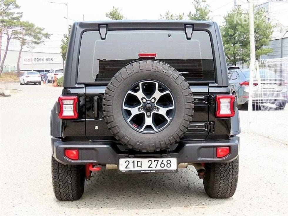 지프 랭글러 (JL)2.0 루비콘 2도어 Standard - 4