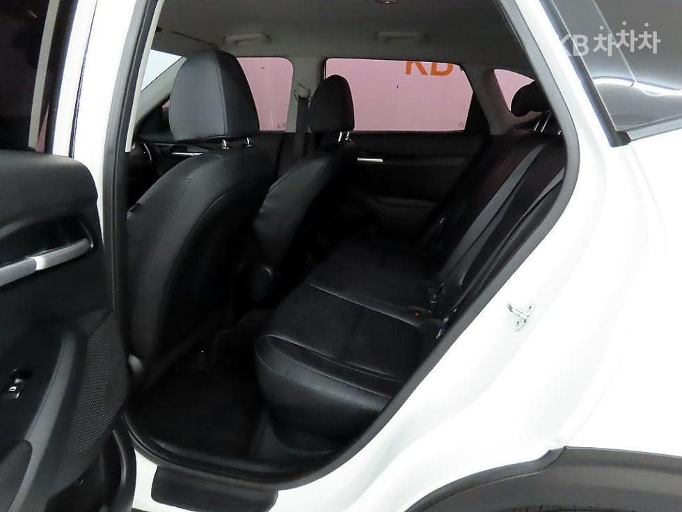Kia Seltos1.6 Gasoline Turbo 2WD Prestige - 6