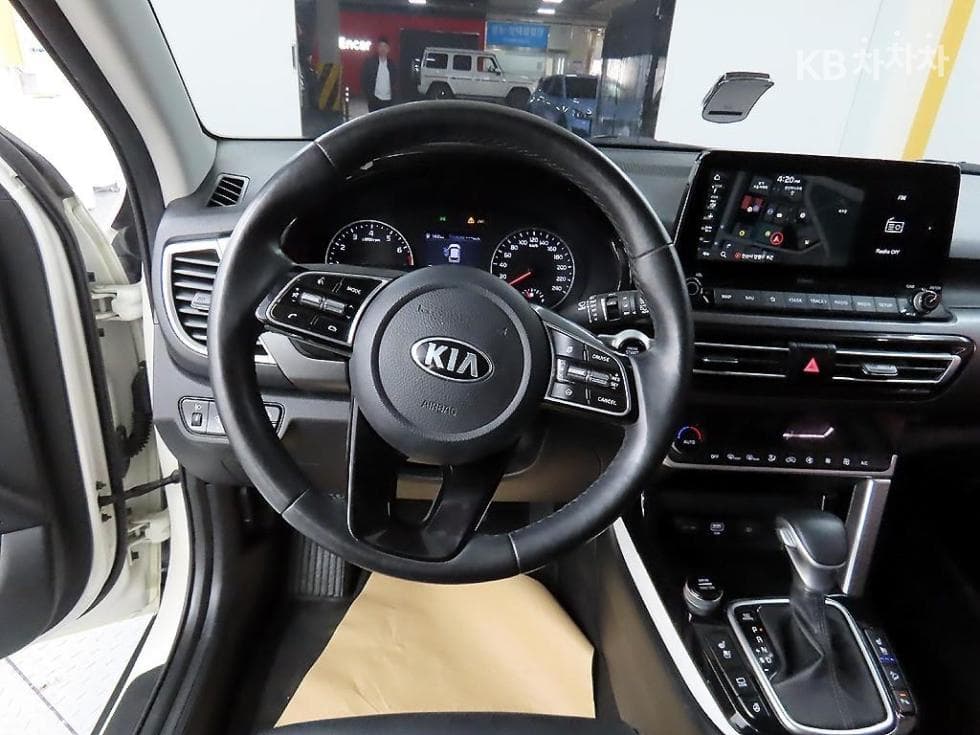Kia Seltos1.6 Gasoline Turbo 2WD Prestige - 9