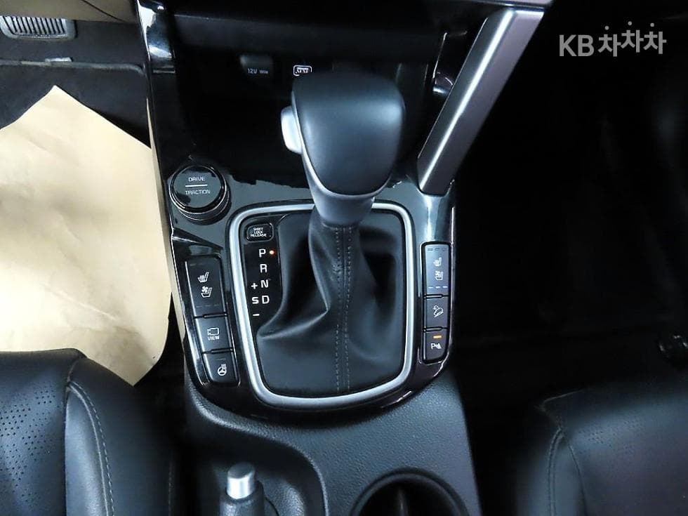 Kia Seltos1.6 Gasoline Turbo 2WD Prestige - 10