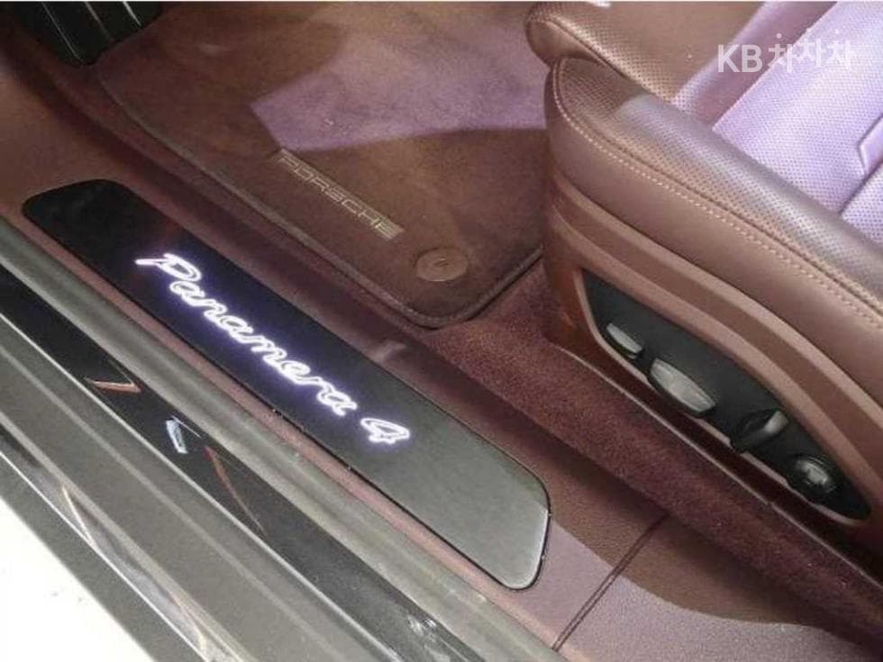 Porsche 파나메라 (971)2.9 4 Executive - 10