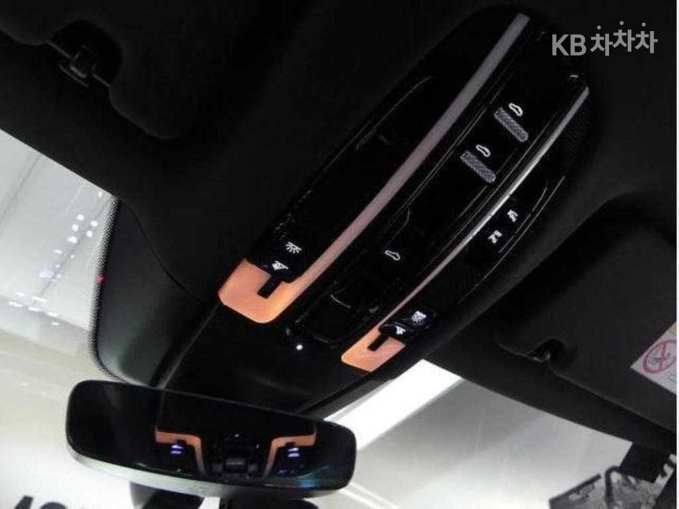 Porsche 파나메라 (971)2.9 4 Executive - 16