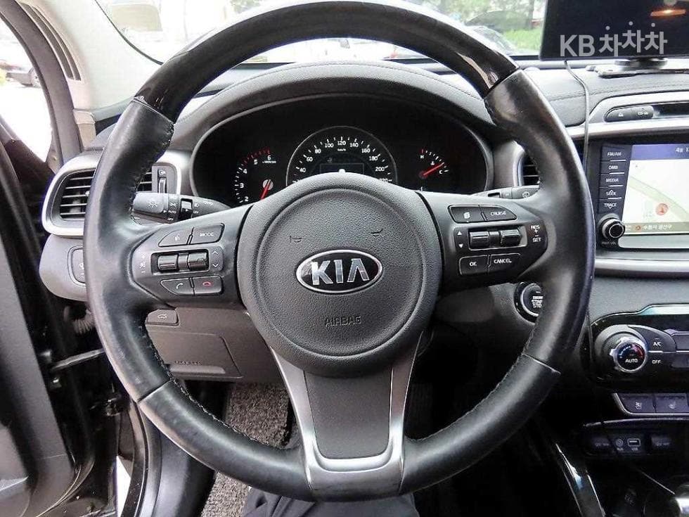 Kia All NewSorentoDiesel 2.0 2WD Noblesse Special (special feature/edition) - 8