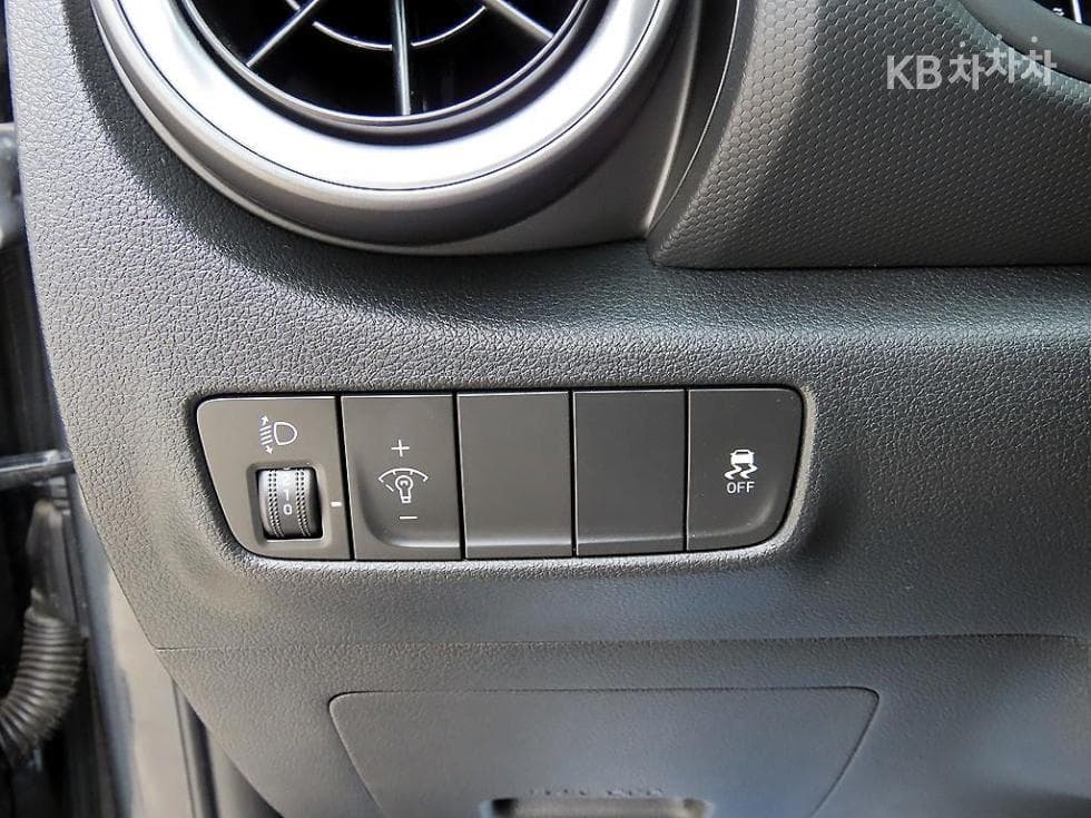 Hyundai The New (facelift) Kona2.0 Gasoline 2WD Modern - 18