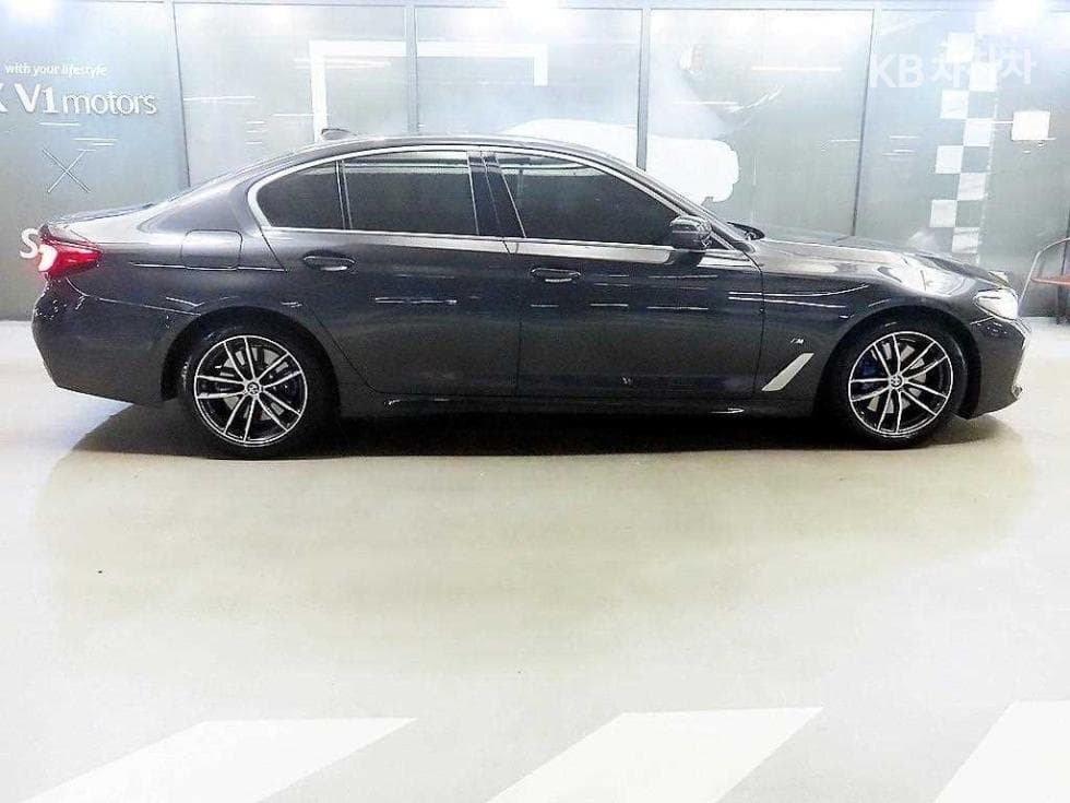 BMW 올New5 Series (G30)520i M Sport - 3