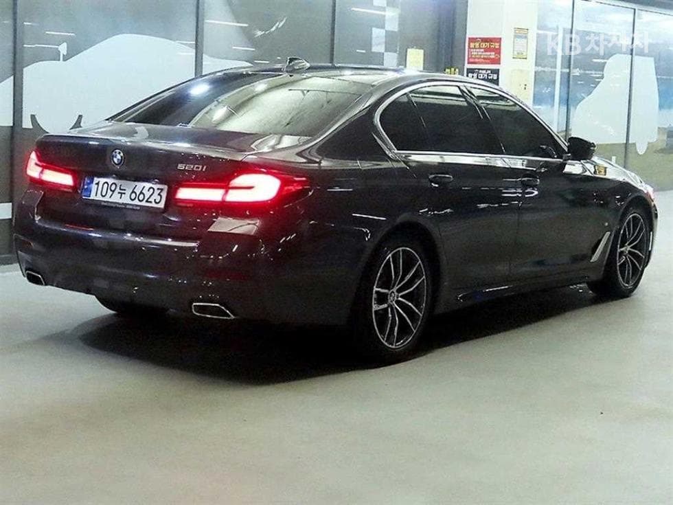 BMW 올New5 Series (G30)520i M Sport - 4