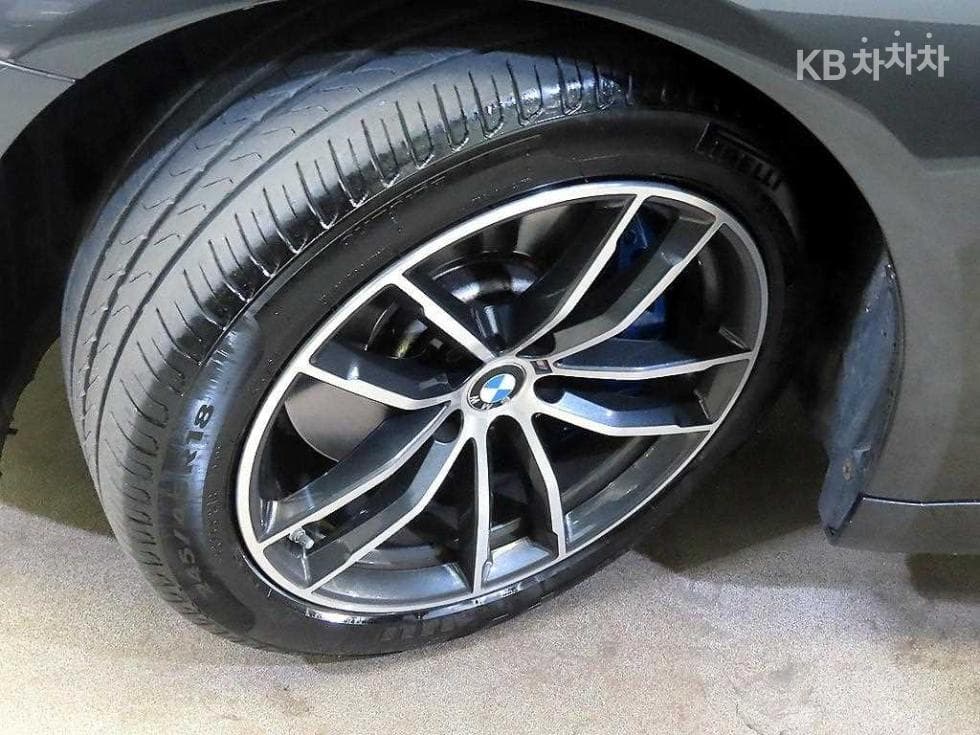 BMW 올New5 Series (G30)520i M Sport - 20