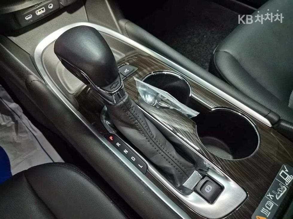 GM Korea The New (facelift) Malibu2.0 Turbo Premiere Special (special feature/edition) - 11