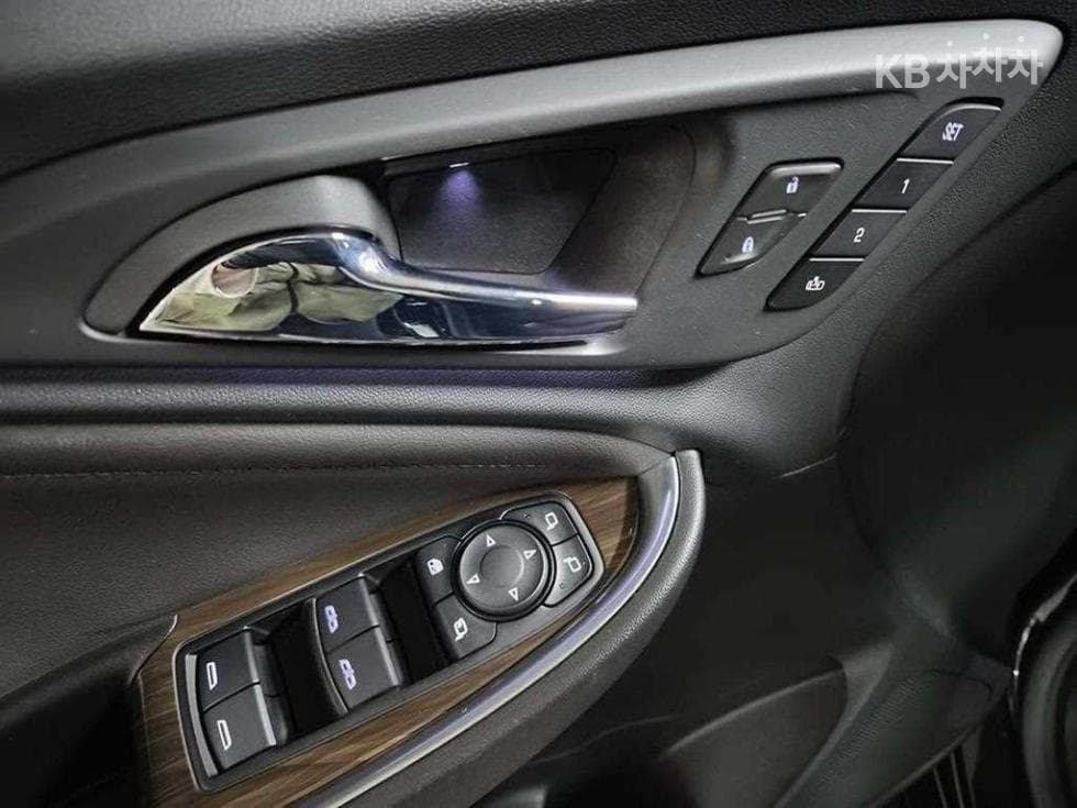 GM Korea The New (facelift) Malibu2.0 Turbo Premiere Special (special feature/edition) - 12