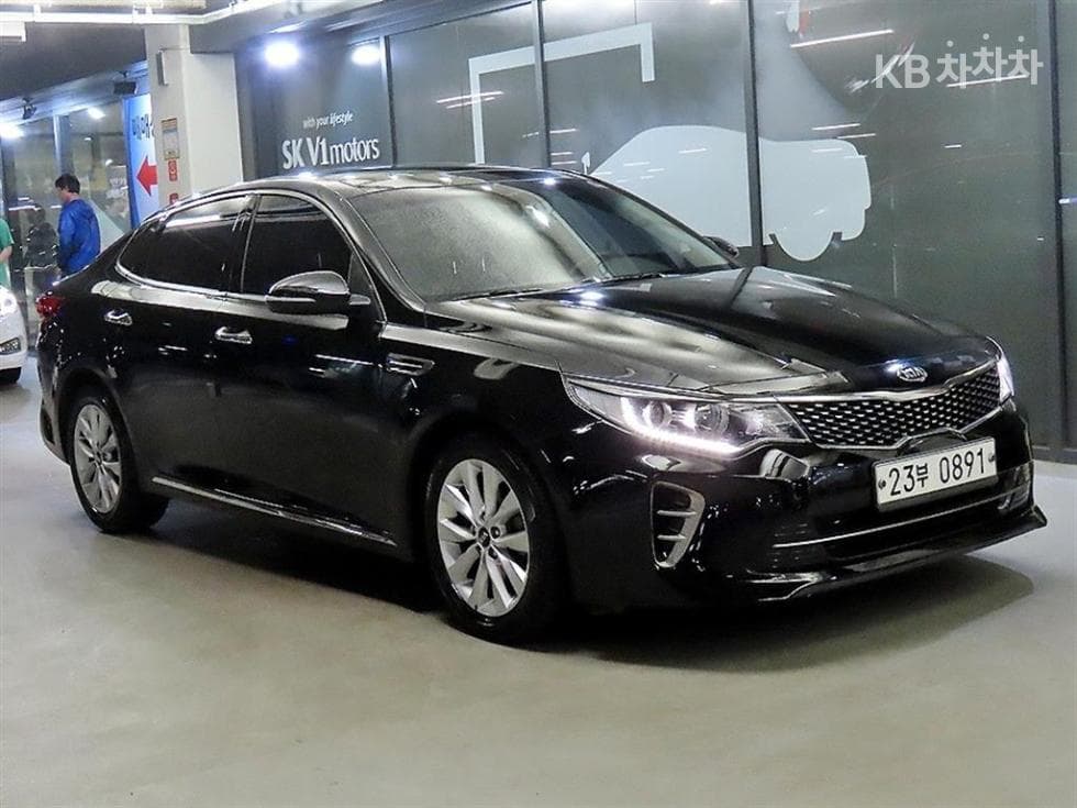 Kia K5 Second generation 2.0 Gasoline SX Noblesse - Image 1