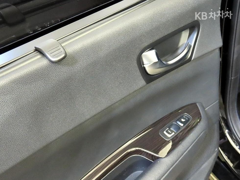 Kia K5 Second generation2.0 Gasoline SX Noblesse - 16