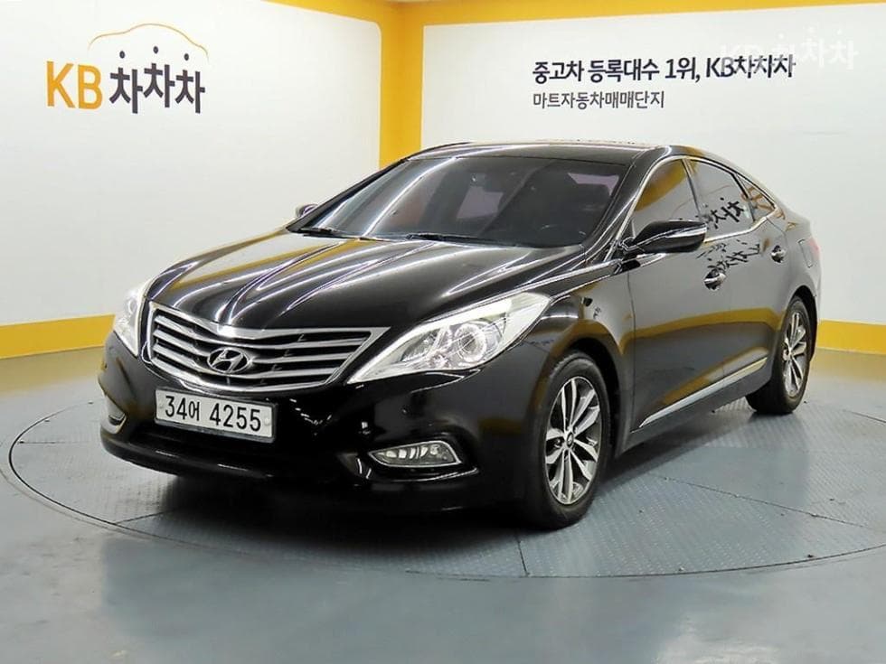 Hyundai Grandeur (Azera)HGHG240 Luxury - 2