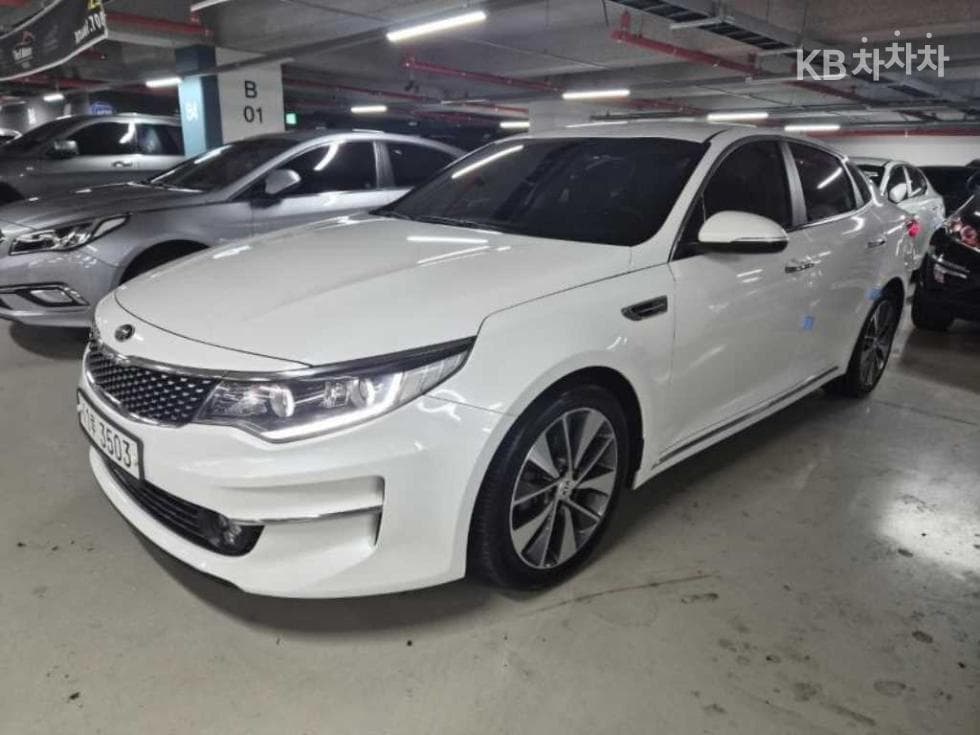 Kia K5 Second generation 2.0 Gasoline MX Noblesse - Image 1