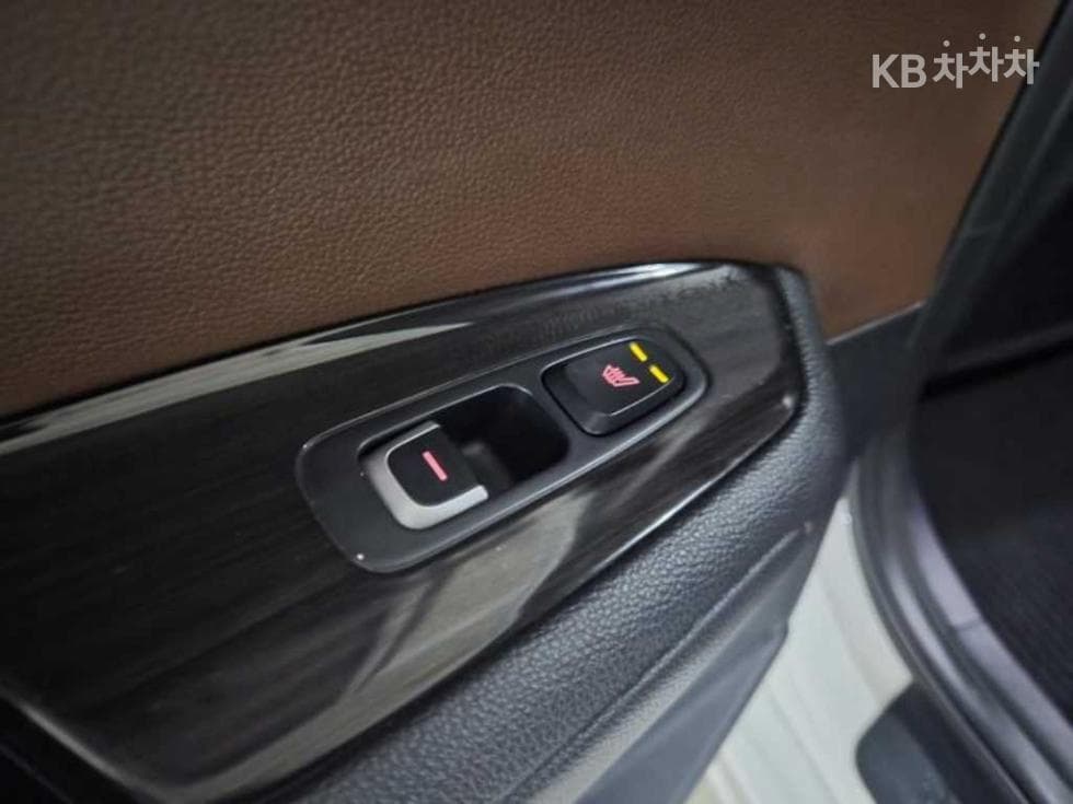 Kia K5 Second generation2.0 Gasoline MX Noblesse - 13