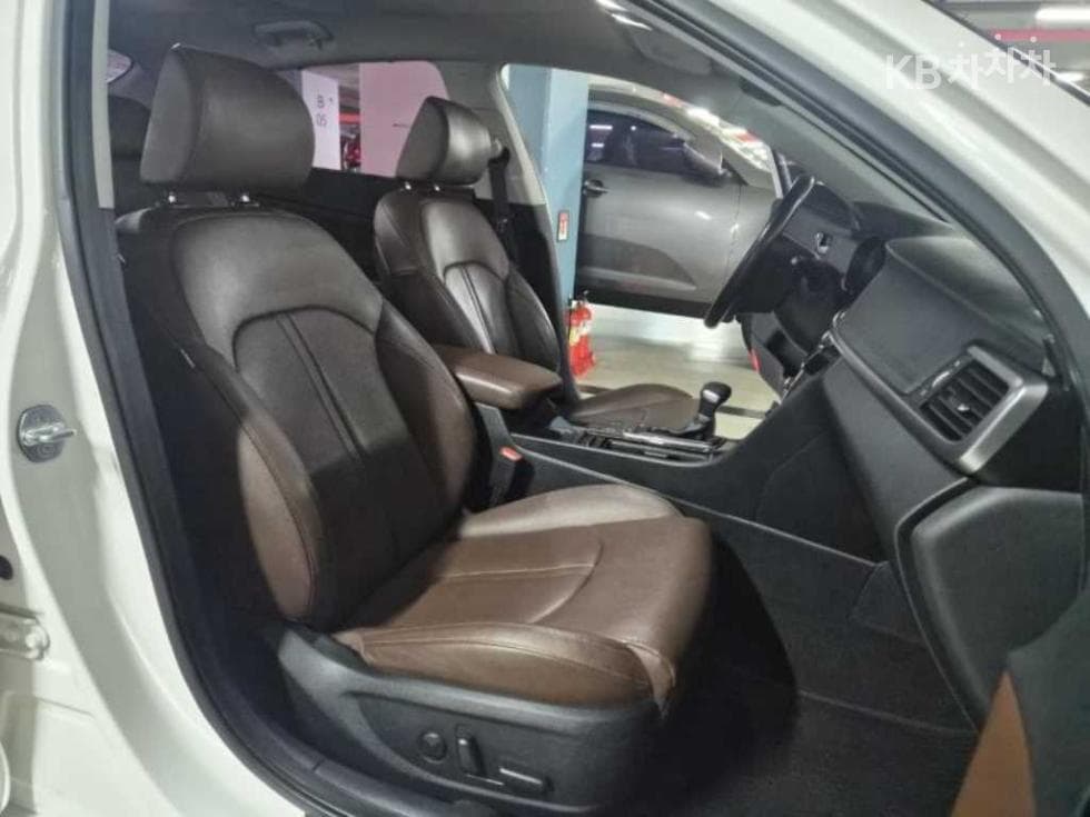 Kia K5 Second generation2.0 Gasoline MX Noblesse - 15