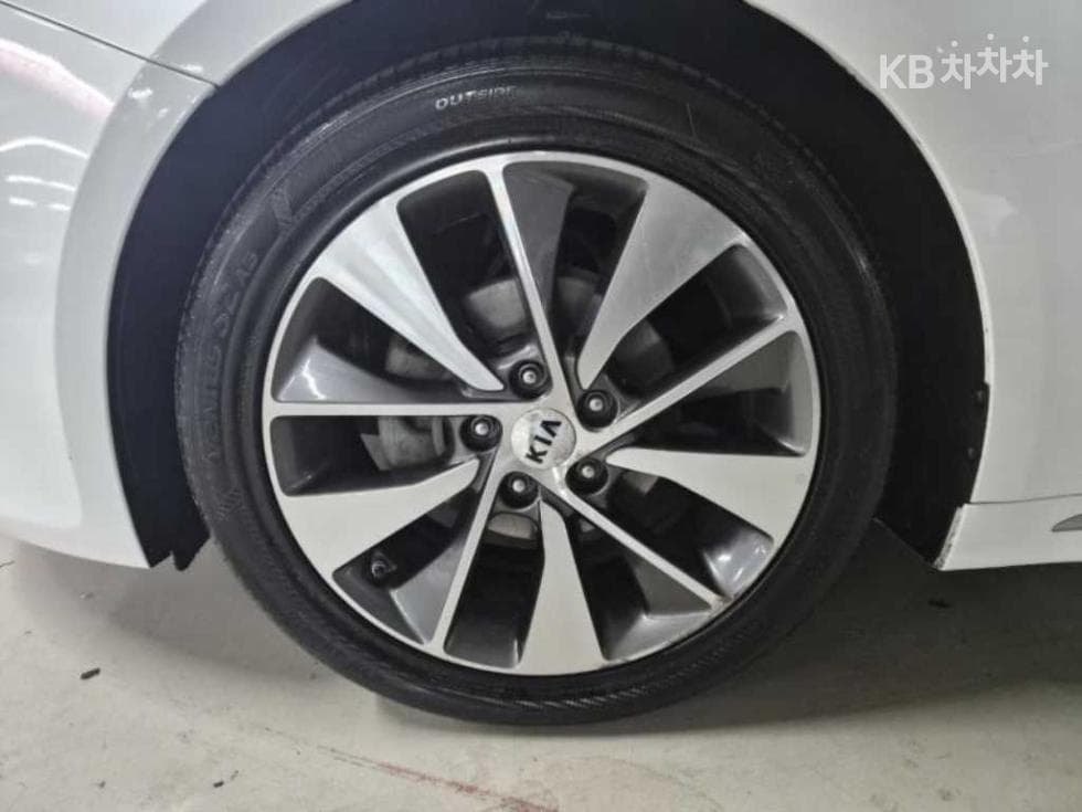 Kia K5 Second generation2.0 Gasoline MX Noblesse - 19
