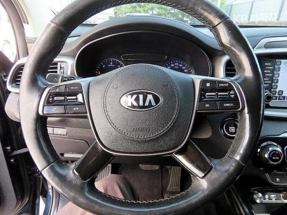 Kia The New (facelift) Sorento2.0 Diesel 2WD Noblesse - 8