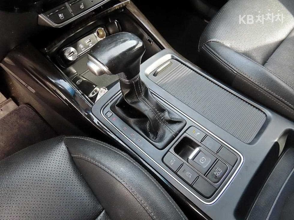 Kia The New (facelift) Sorento2.0 Diesel 2WD Noblesse - 10