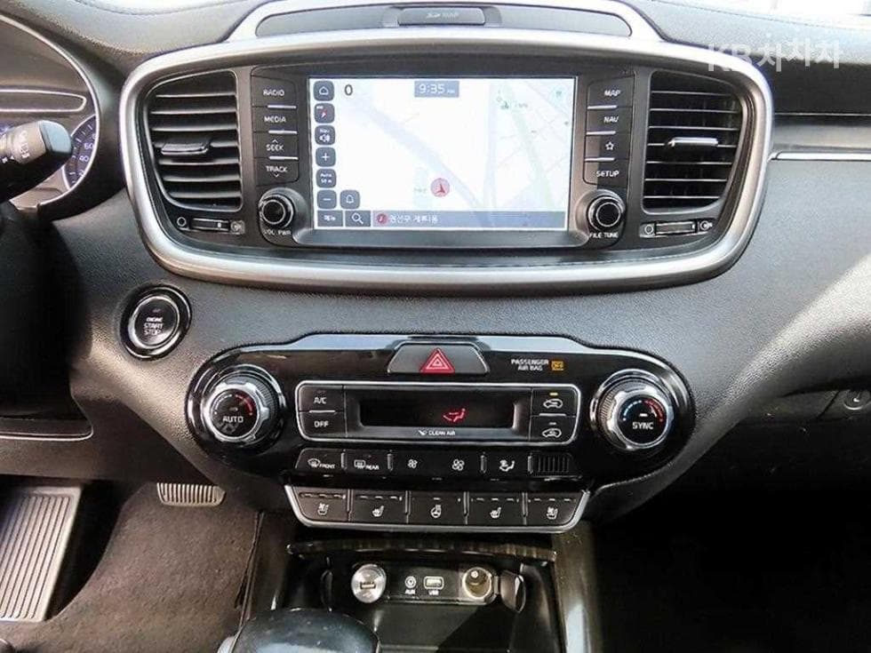 Kia The New (facelift) Sorento2.0 Diesel 2WD Noblesse - 13