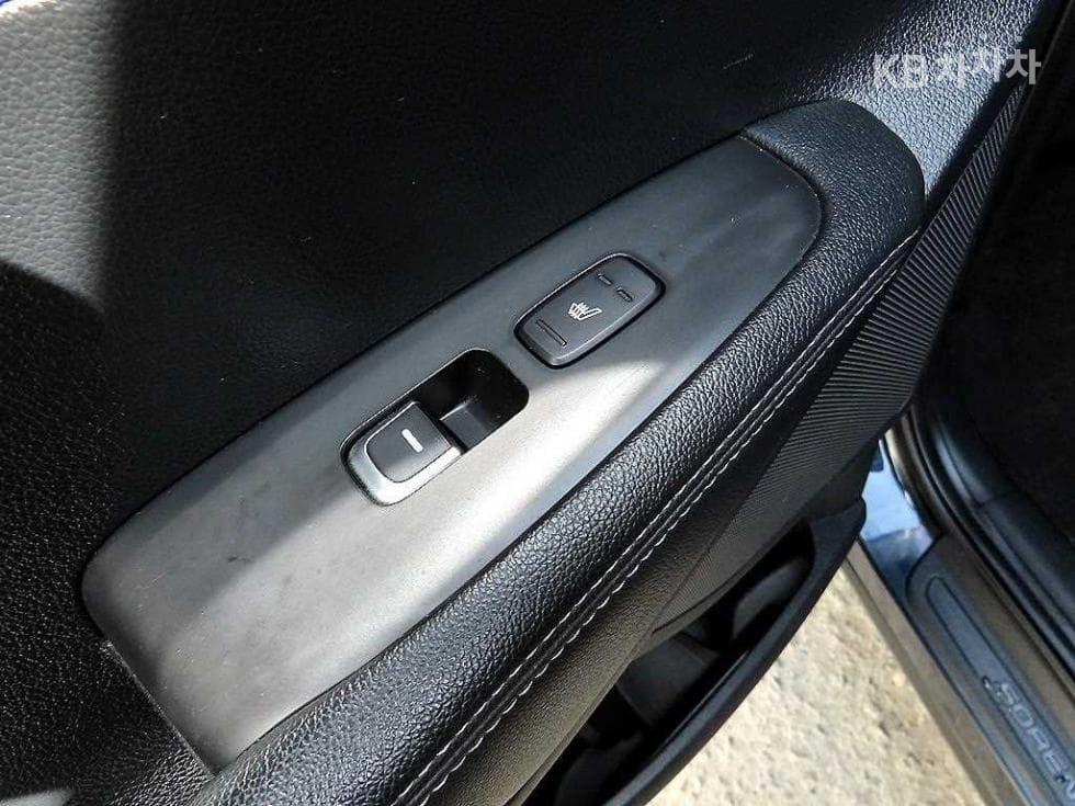 Kia The New (facelift) Sorento2.0 Diesel 2WD Noblesse - 16