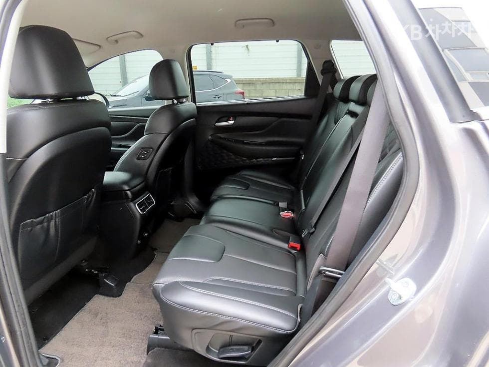 Hyundai The New (facelift) Santa Fe TMGasoline 2.5T 2WD Prestige - 6