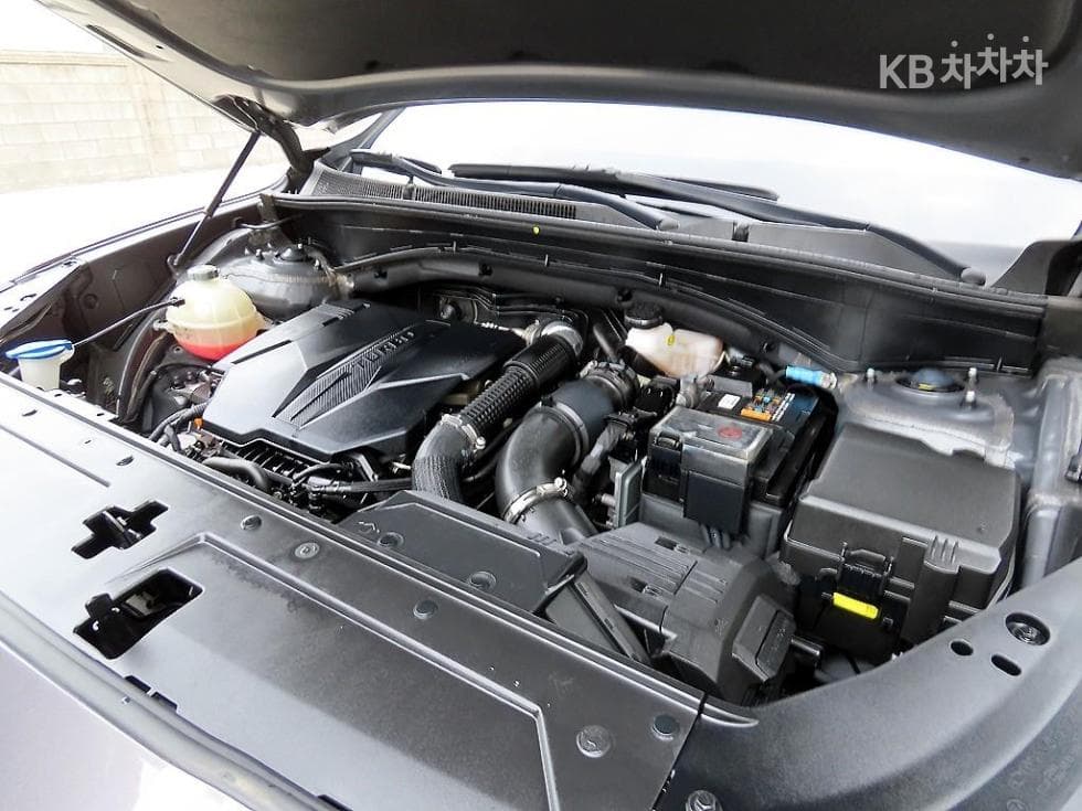 Hyundai The New (facelift) Santa Fe TMGasoline 2.5T 2WD Prestige - 19