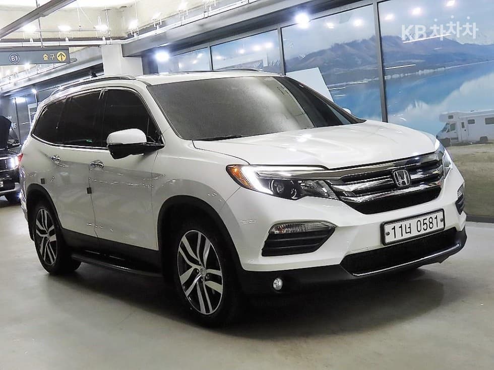 혼다 파일럿(3rd Gen) 3.5 V6 4WD Standard - Image 1