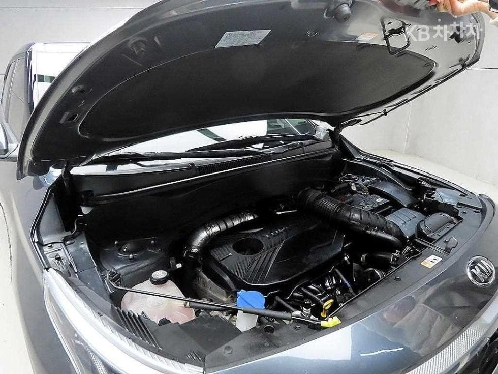Kia Seltos1.6 Gasoline Turbo 2WD Prestige - 19