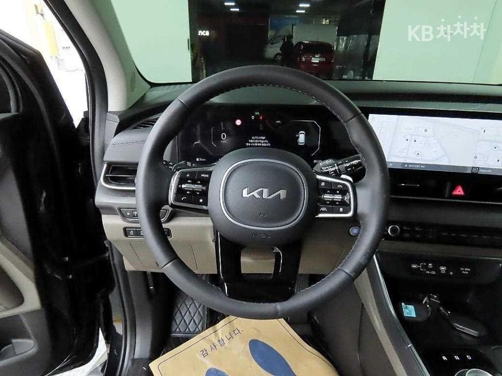 Kia The New (facelift) Carnival 4th generationD2.2 7-seater (Limousine) Noblesse - 9