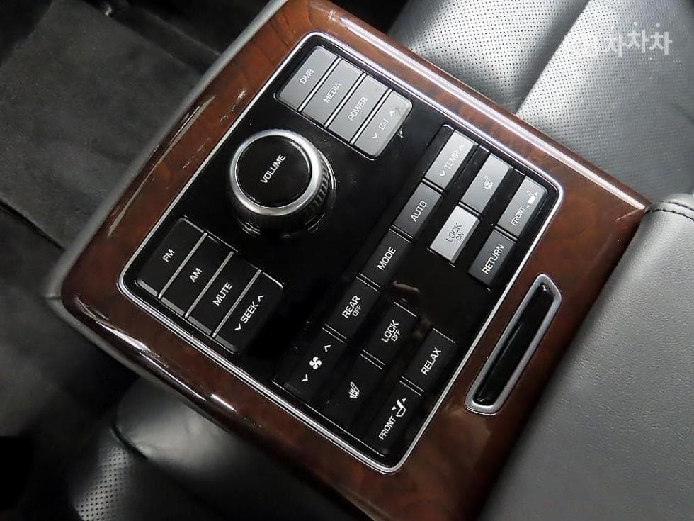 Hyundai Equus(신형)VS380 Modern - 15