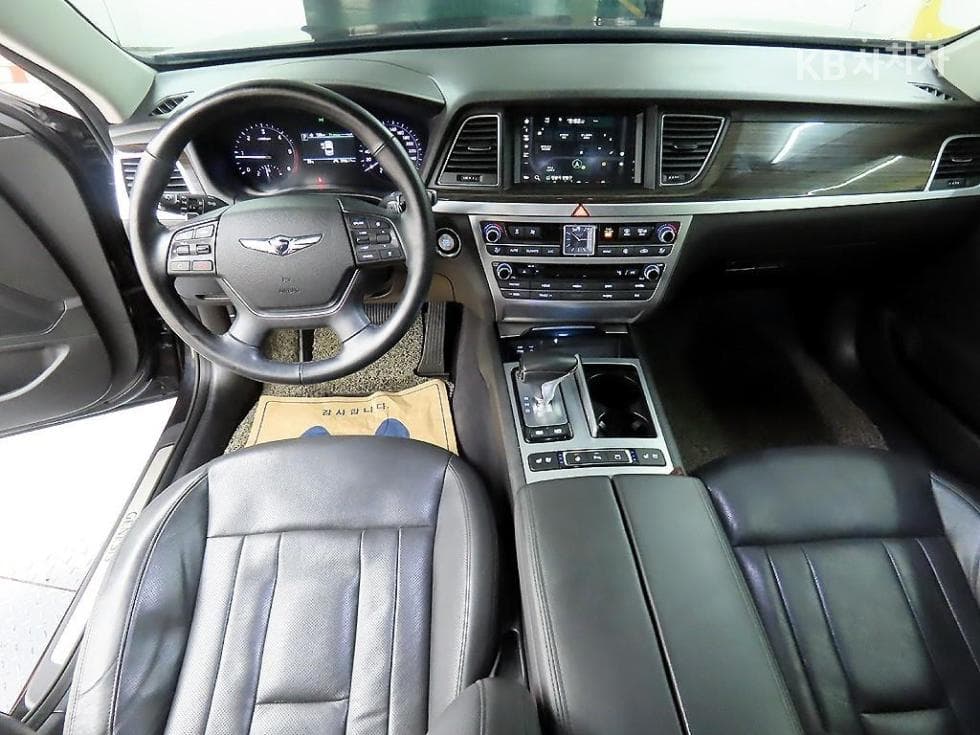 Genesis G802.2D AWD Luxury - 7