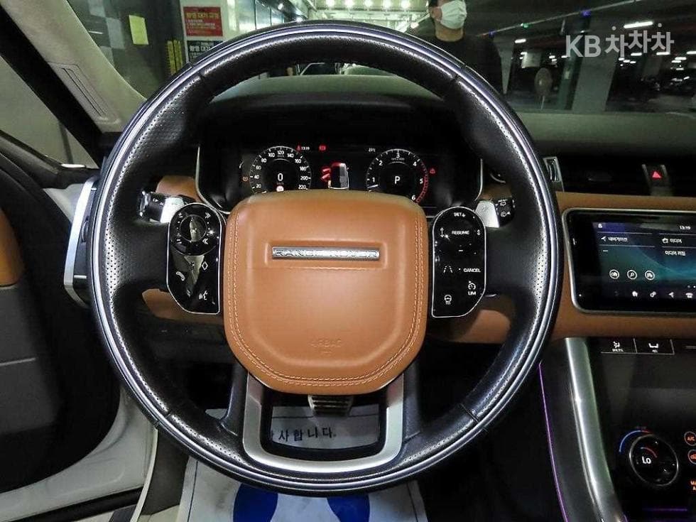 Land Rover New Range Rover Sport3.0 SDV6 Autobiography Dynamic - 8
