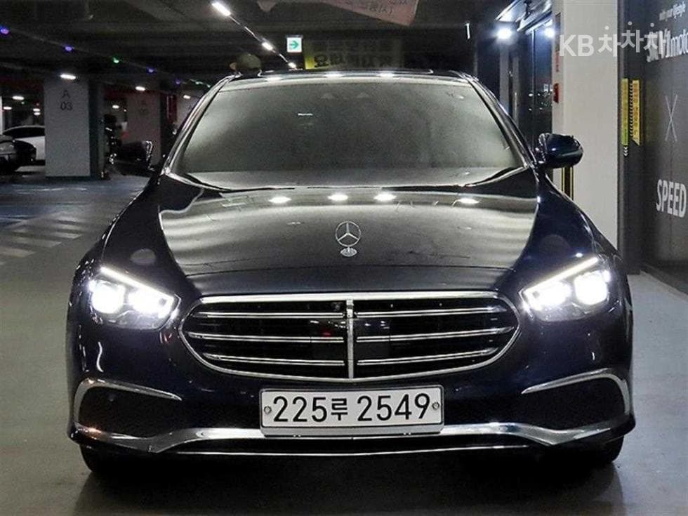 Mercedes-Benz E-Class (W213)E300e 4MATIC Exclusive - 2