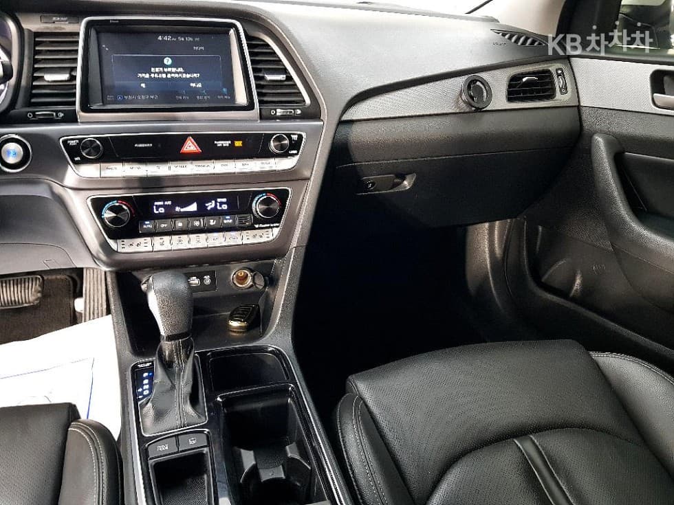 Hyundai Sonata New Rise2.0 Smart Special (special feature/edition) - 10