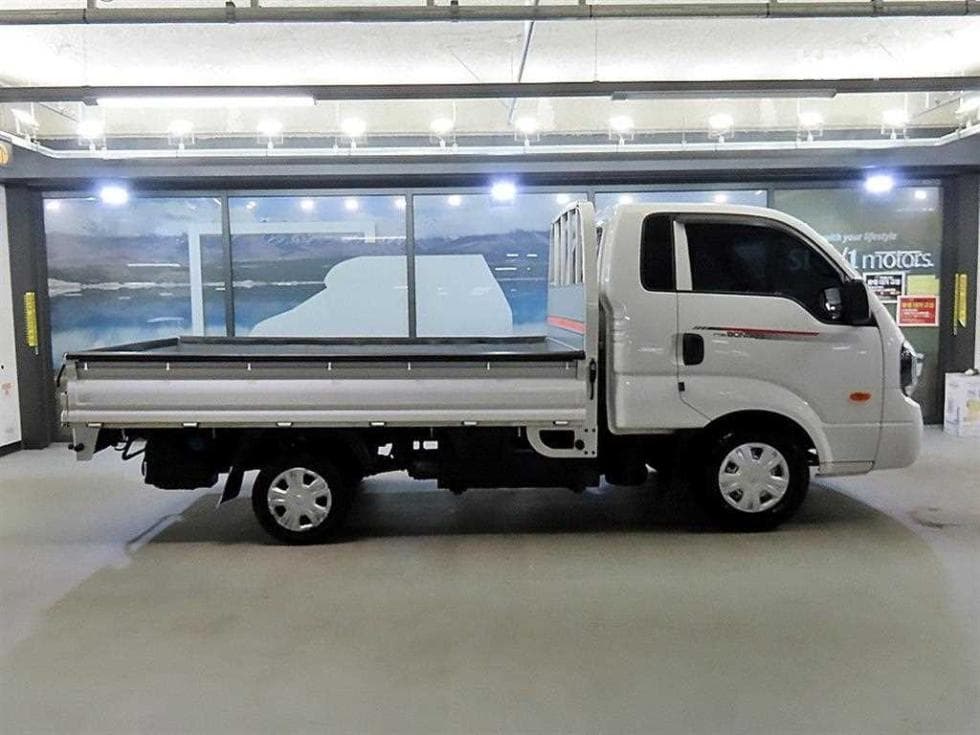 Kia The New (facelift) Bongo 3 (light truck)1 Ton King Cab Extra Long 2WD L Light - 3