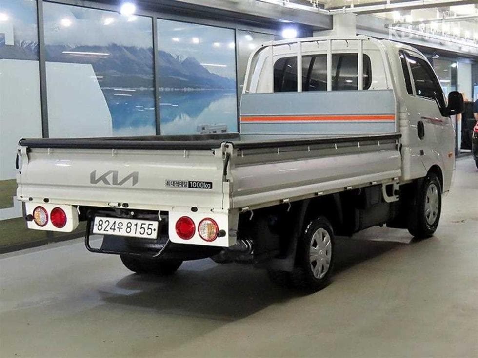 Kia The New (facelift) Bongo 3 (light truck)1 Ton King Cab Extra Long 2WD L Light - 4