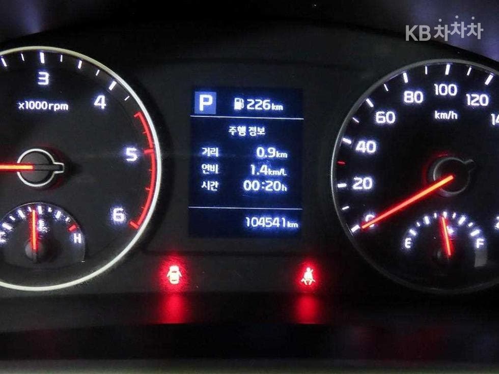 Kia The New (facelift) Bongo 3 (light truck)1 Ton King Cab Extra Long 2WD L Light - 9