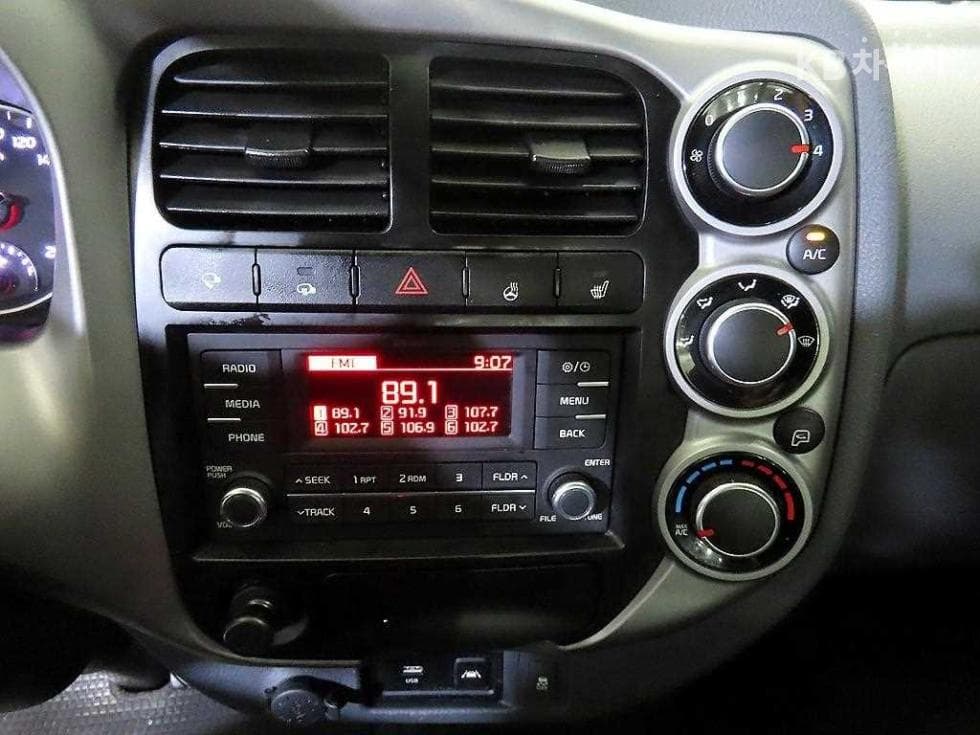 Kia The New (facelift) Bongo 3 (light truck)1 Ton King Cab Extra Long 2WD L Light - 11