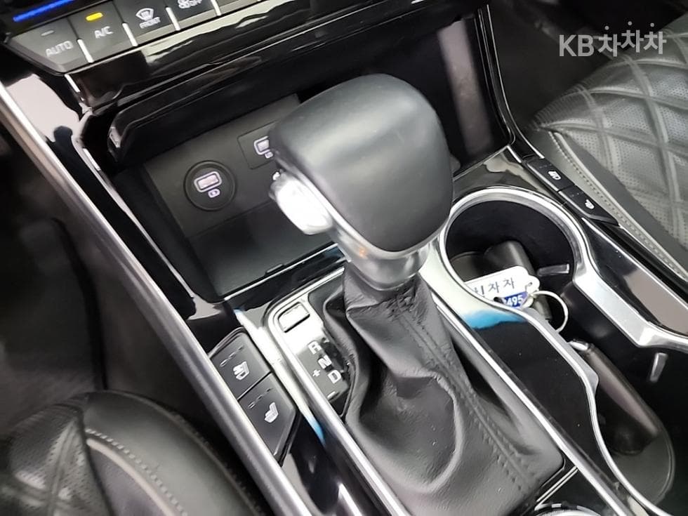 Kia Mohave 더마스터3.0 Diesel 4WD Masters - 8