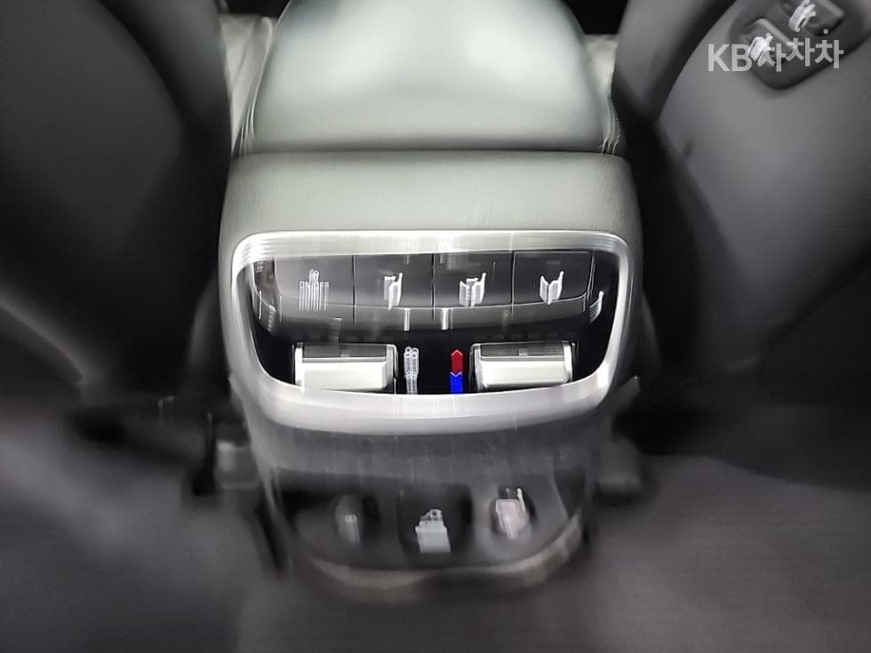 Kia Mohave 더마스터3.0 Diesel 4WD Masters - 13