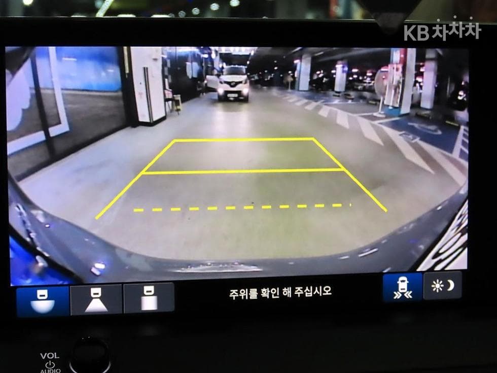 혼다 어코드 10세대Hybrid 2.0 Touring - 15