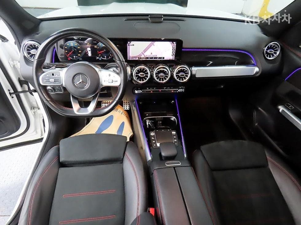 Mercedes-Benz GLB(X247)GLB 250 4Matic - 7