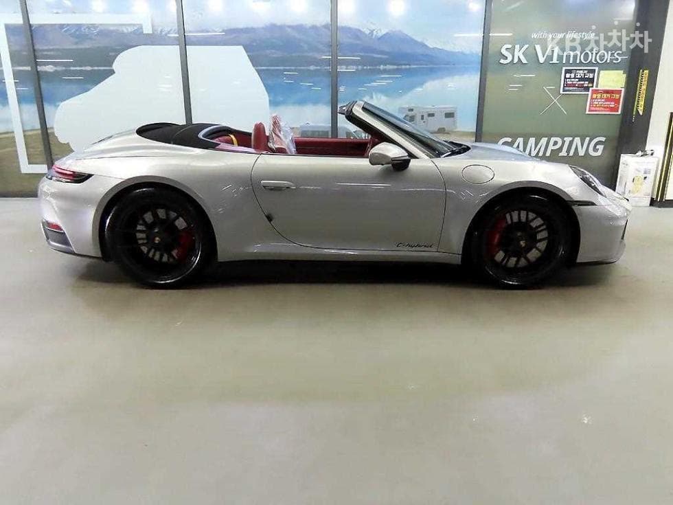 Porsche 911(992)Carrera GTS Cabriolet - 8