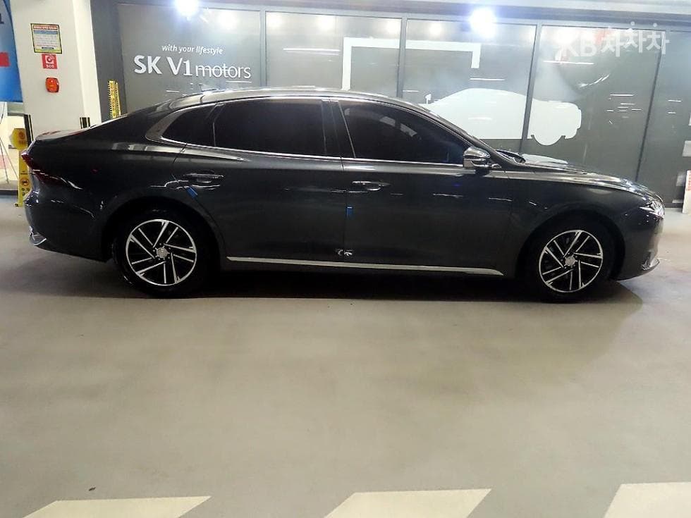 Hyundai The New (facelift) Grandeur (Azera)2.5 Premium - 3