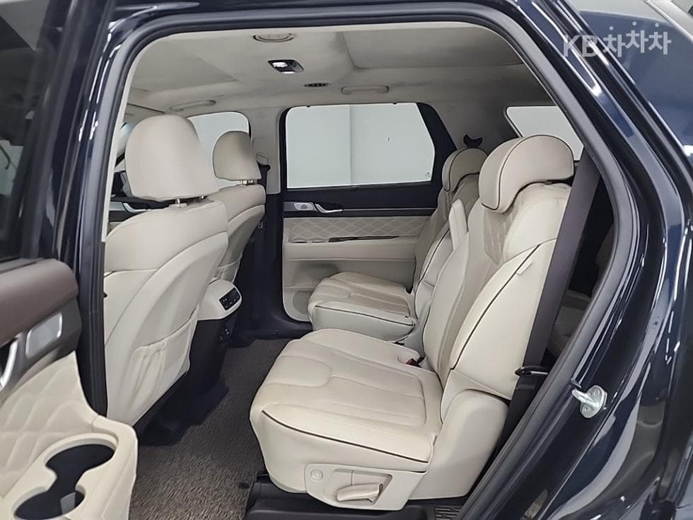 Hyundai Palisade2.2 Diesel 7-seater (Limousine) AWD Calligraphy - 12