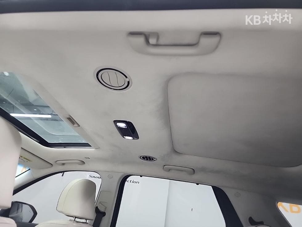 Hyundai Palisade2.2 Diesel 7-seater (Limousine) AWD Calligraphy - 15