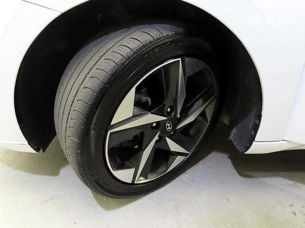 Hyundai All New Avante (Elantra)(CN7)1.6 Gasoline Inspiration - 18
